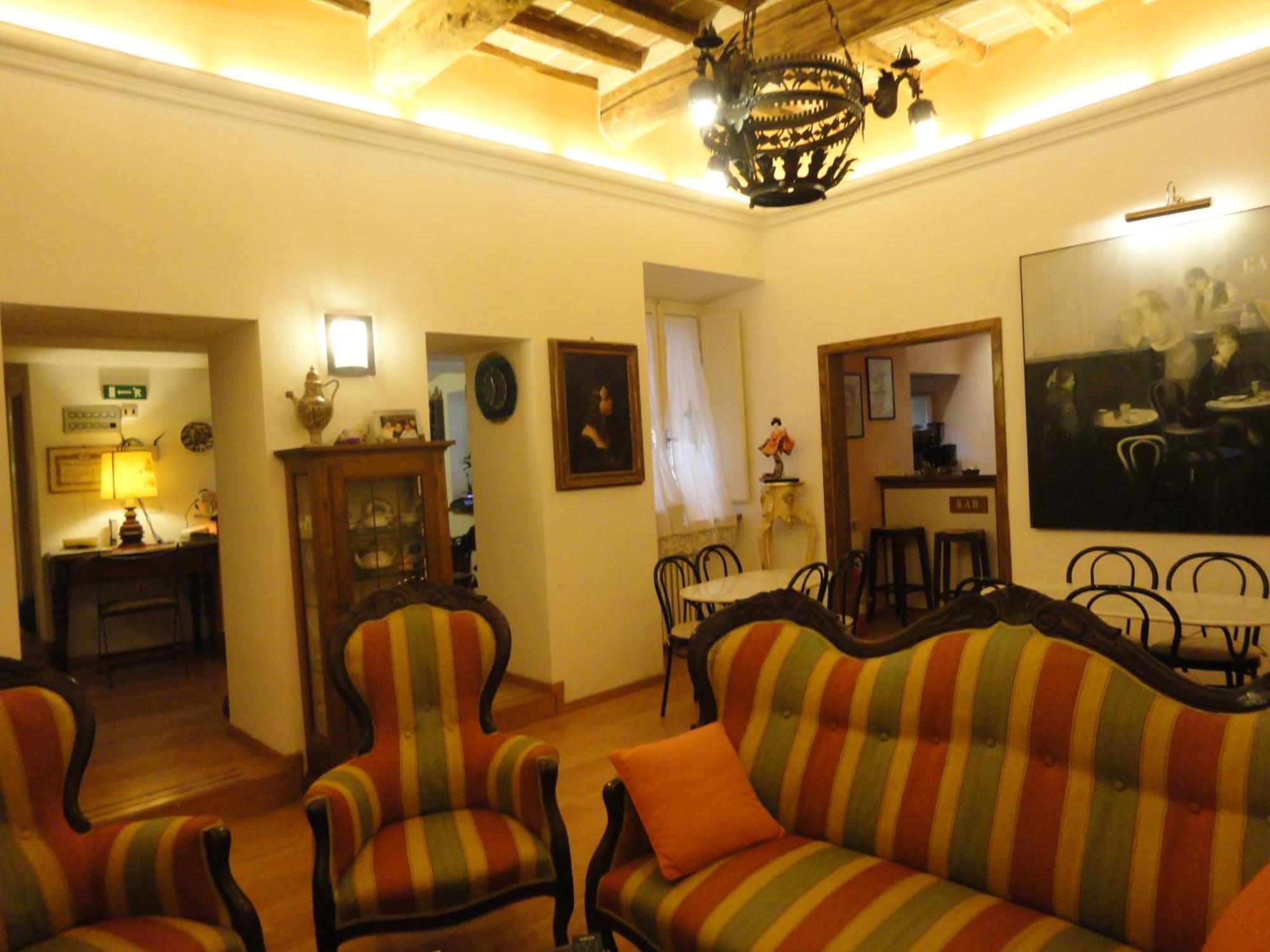 Hotel Morlacchi Перуджа Екстериор снимка